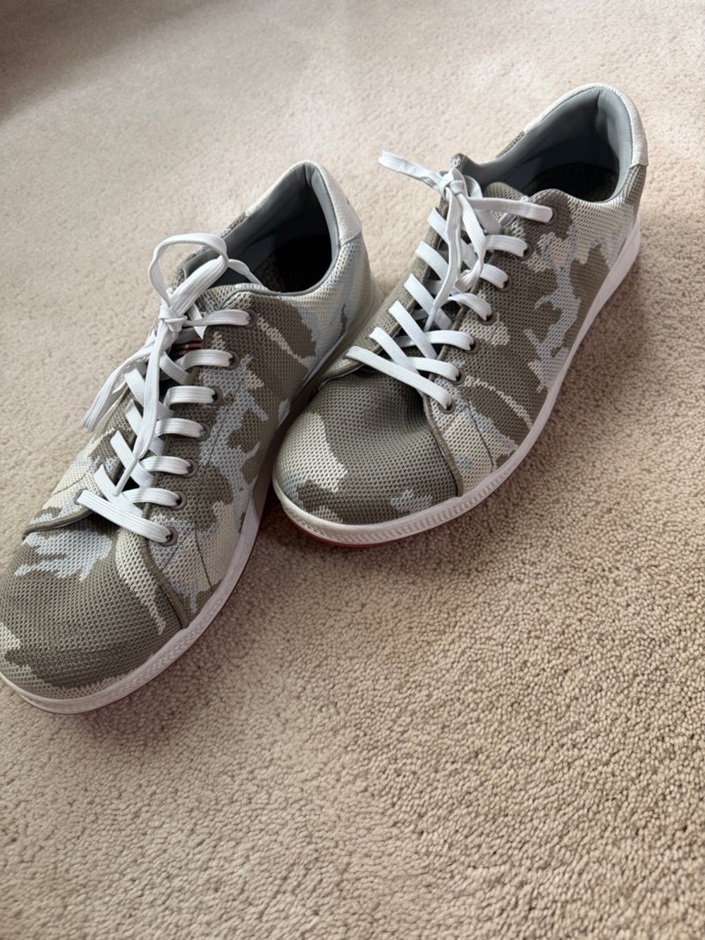 Straight Down Field V2 Spikeless golf shoes - Picture 2 of 10